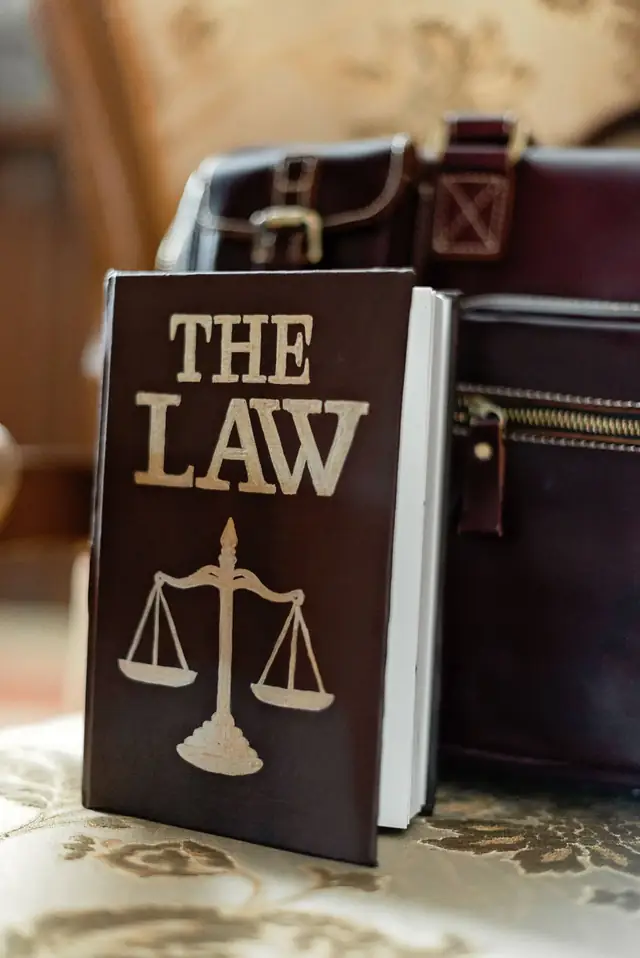 When Should You Consult a Lawyer Before Signing an Agreement?